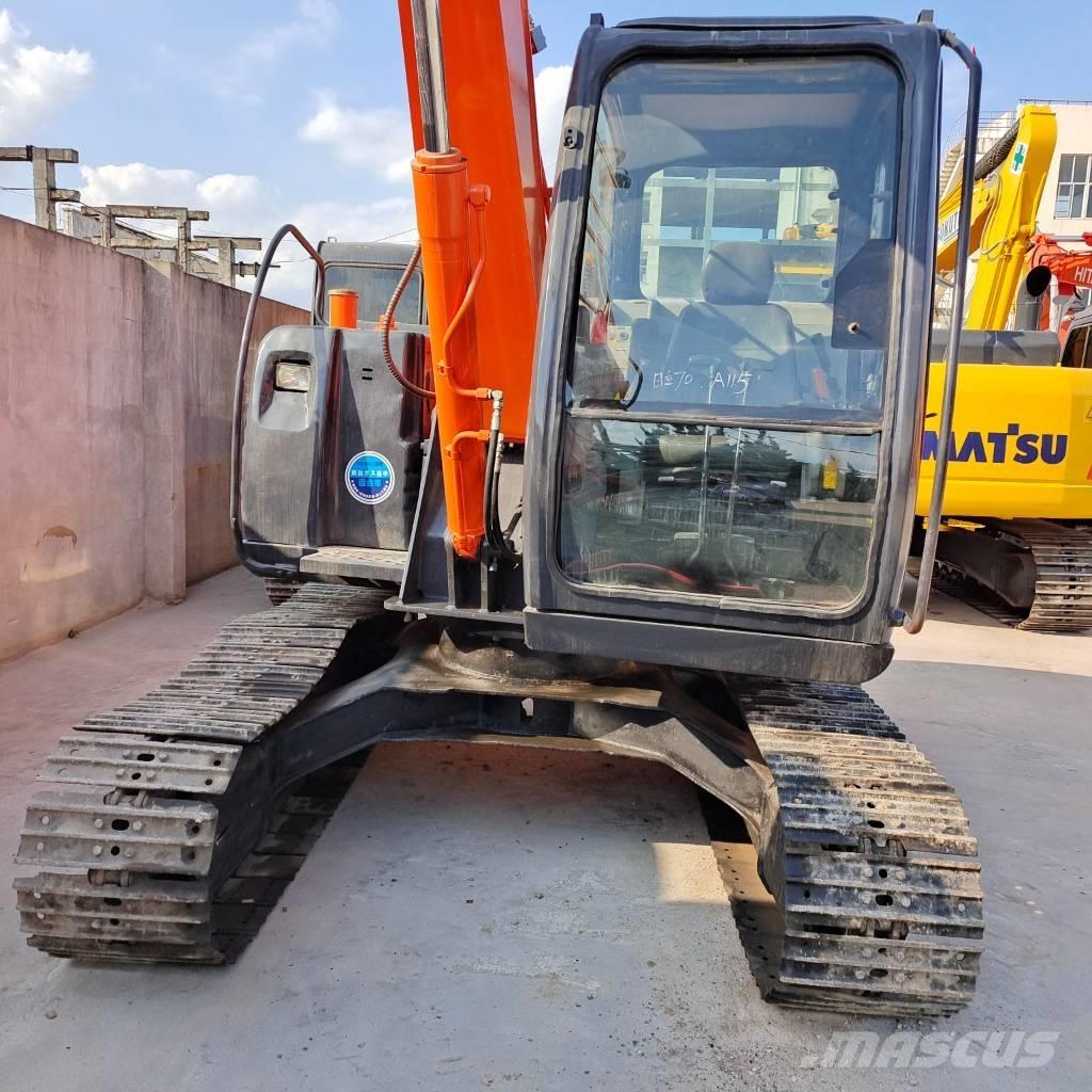 Hitachi Zaxis 70 Bagri goseničarji