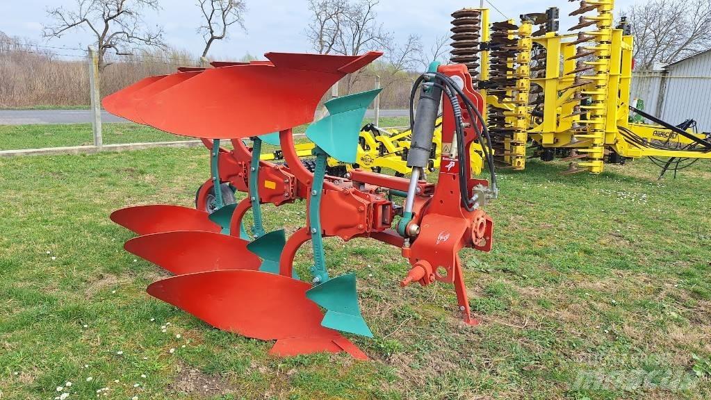 Kverneland 150B/3 Obračalni plugi