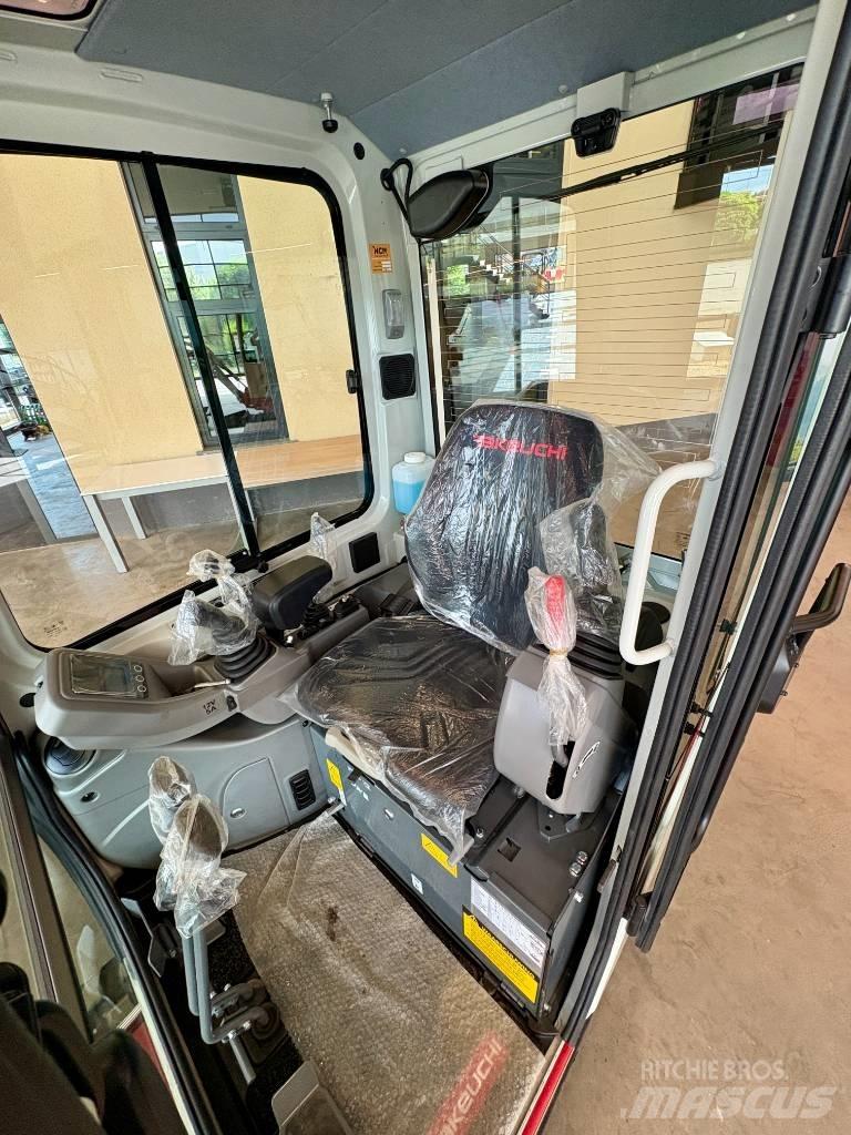 Takeuchi TB 216 Mini bagri <7t