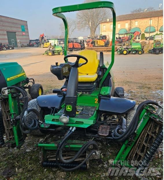 John Deere 7700 Kosilnice za zunanji prostor