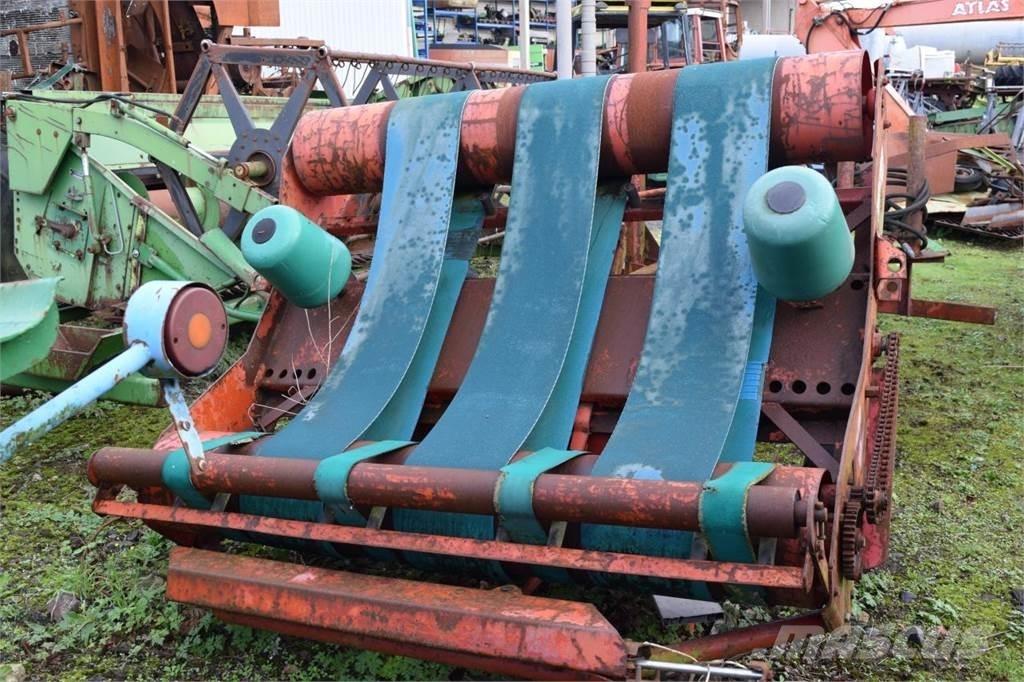 Kverneland UN7558 Stroji za zavijanje