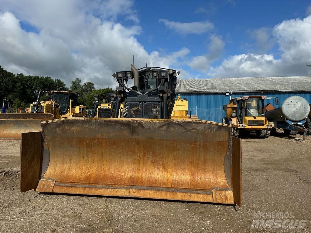 CAT D 6 XE LGP Buldožerji goseničarji