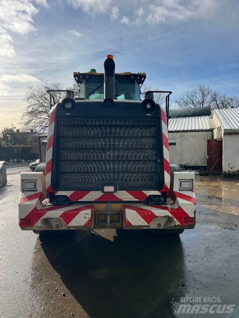 CAT 950 M Kolesni nakladalci