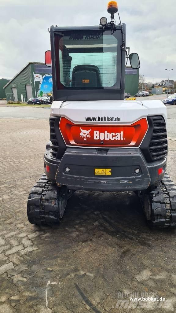 Bobcat E 60 Mini bagri <7t