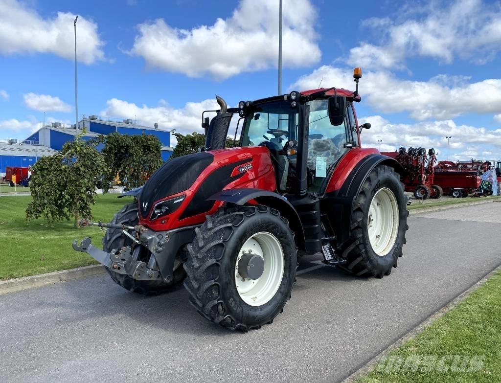 Valtra T 234 A Traktorji