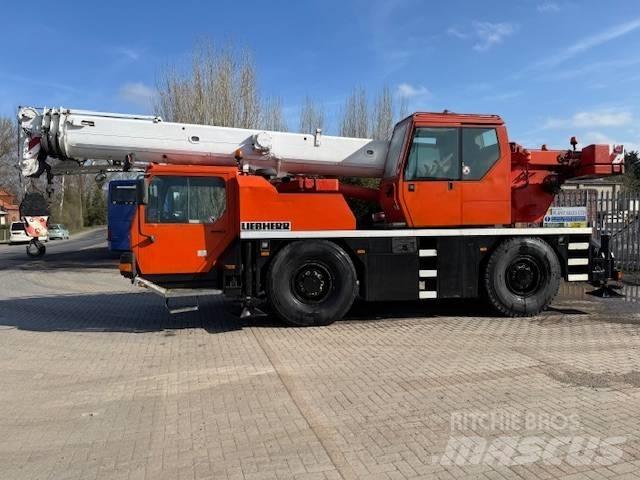 Liebherr LTM 1030-2 Rabljeni žerjavi za vsak teren