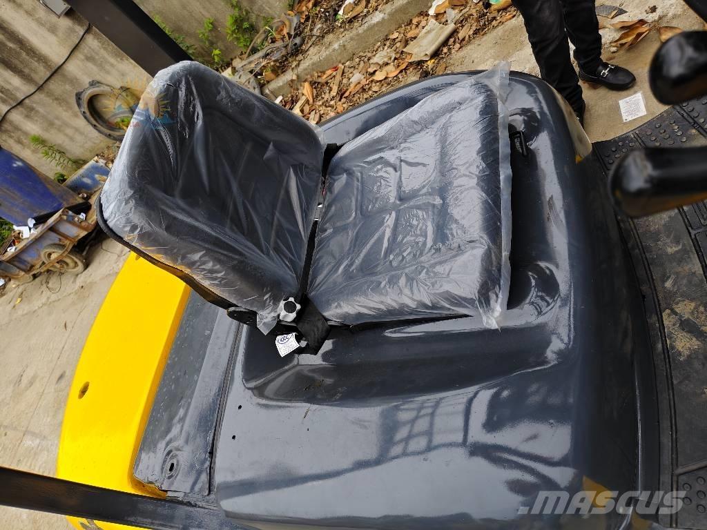 Komatsu FD30 Dizelski viličarji