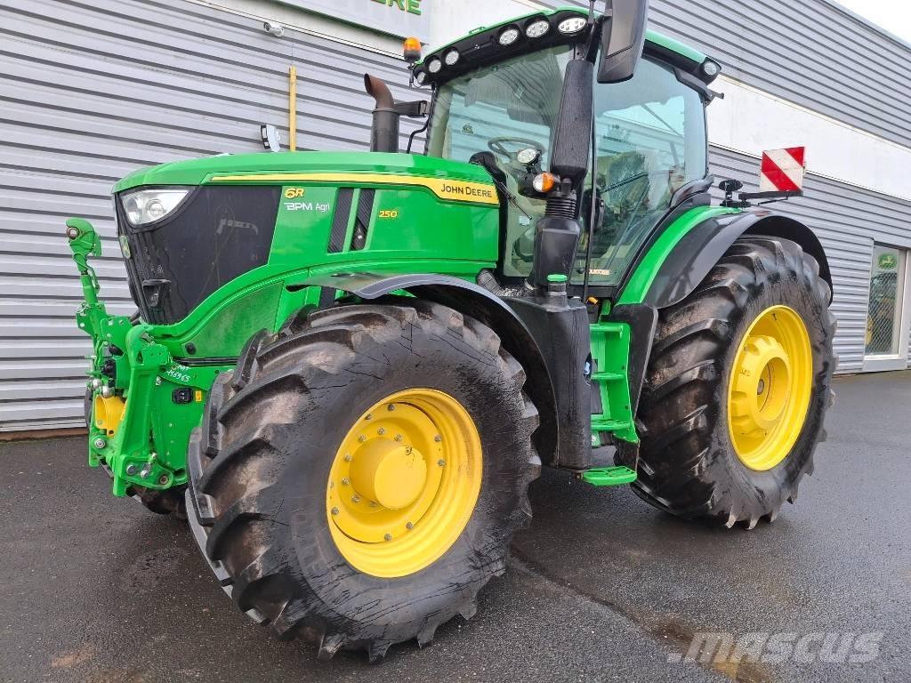 John Deere 6R 250 Traktorji