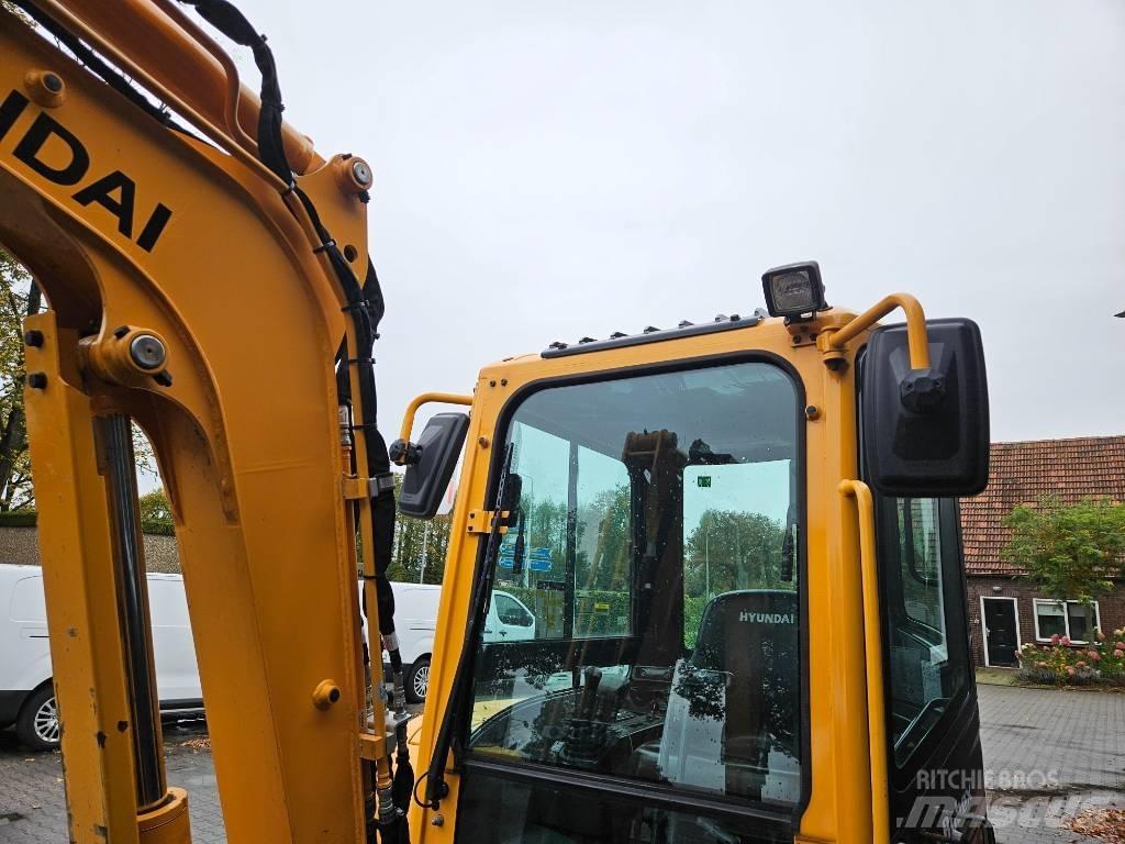 Hyundai Robex 25-9 Mini bagri <7t