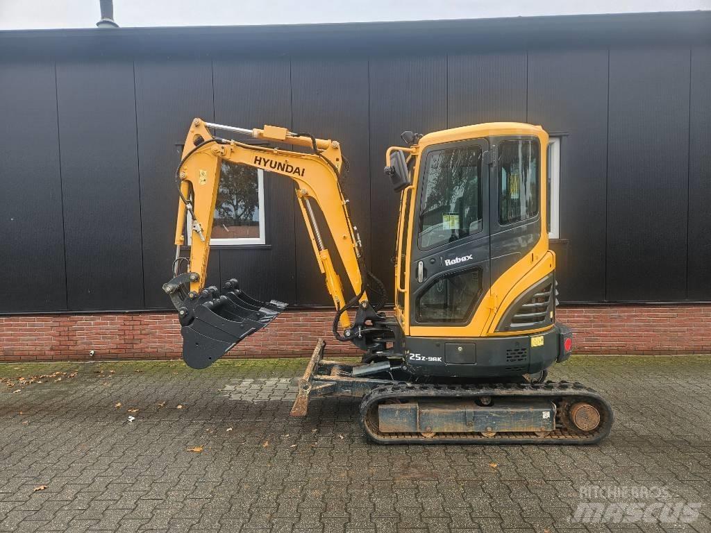 Hyundai Robex 25-9 Mini bagri <7t