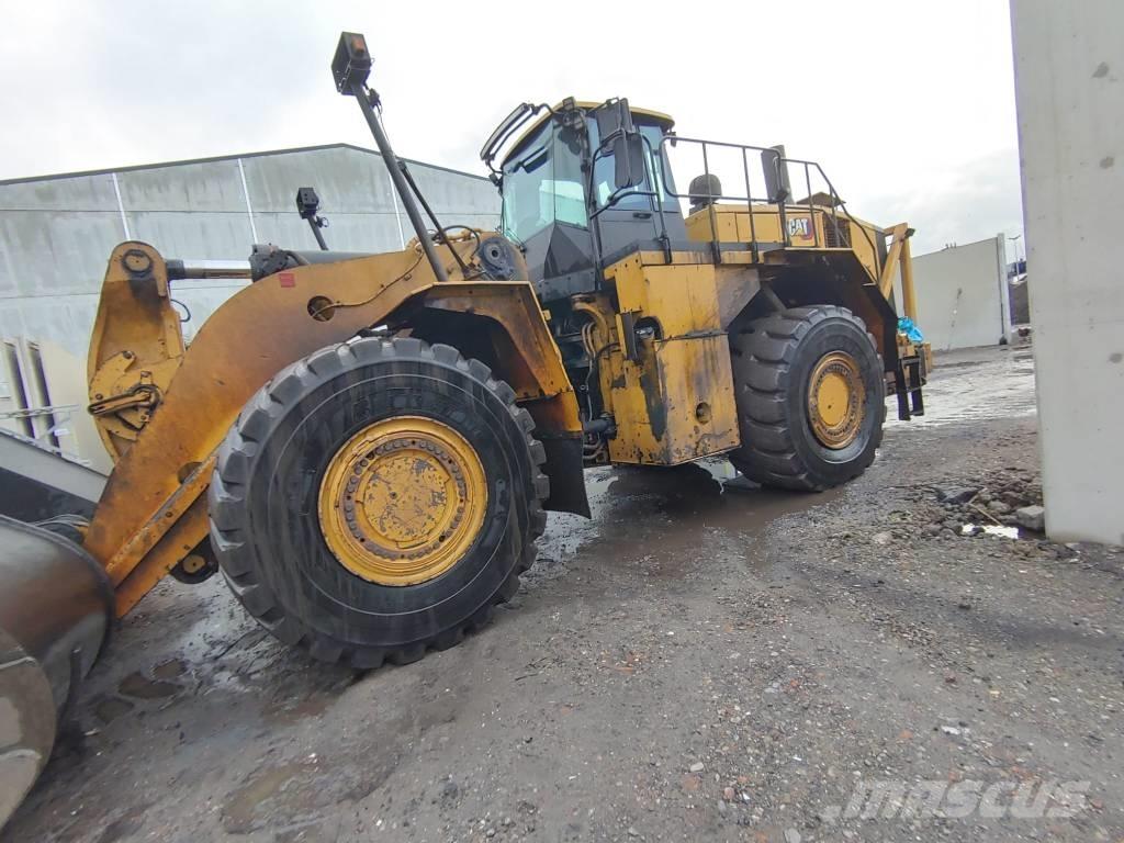 CAT 988 K Kolesni nakladalci