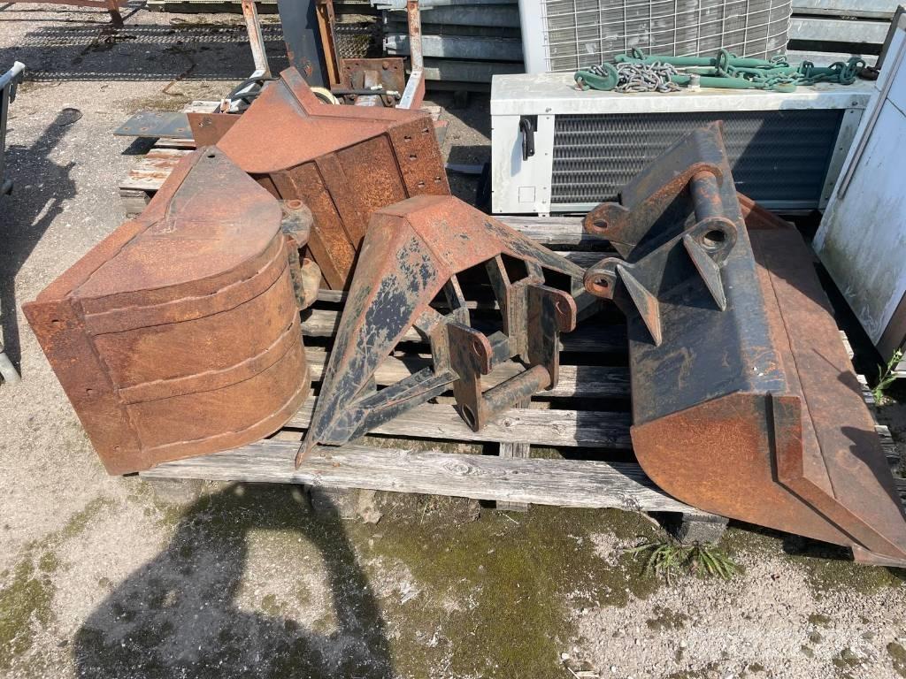 CAT 236 Skid steer mini nakladalci