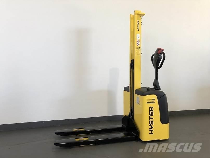 Hyster SC1.0 Ročni električni viličar