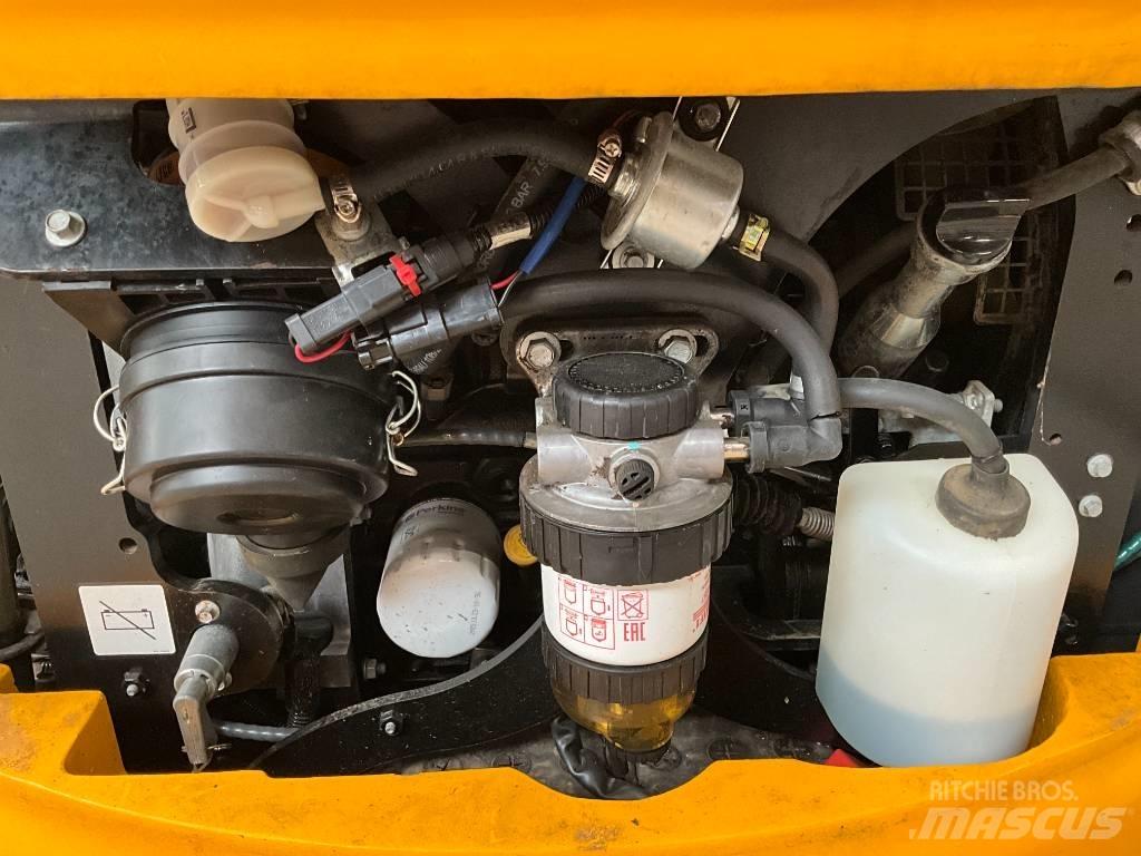JCB 18 C-1 Mini bagri <7t