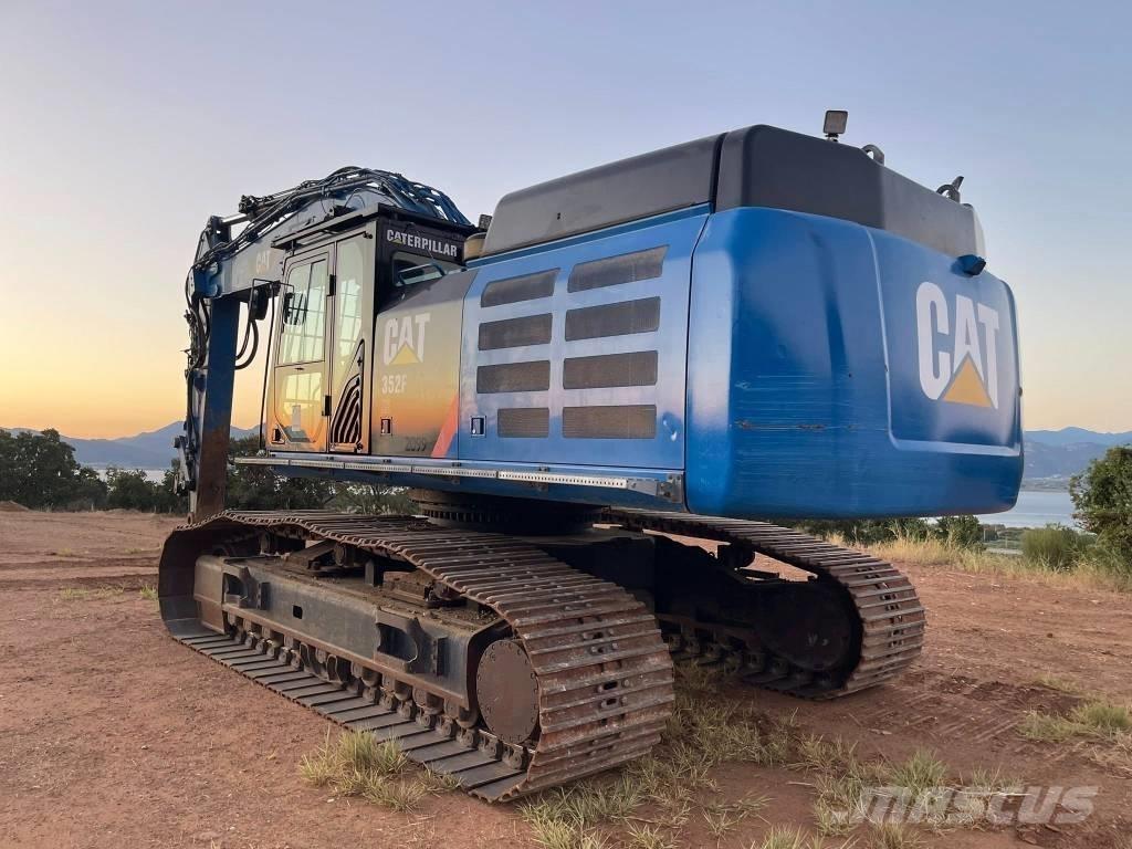 CAT 352 F XE Bagri goseničarji
