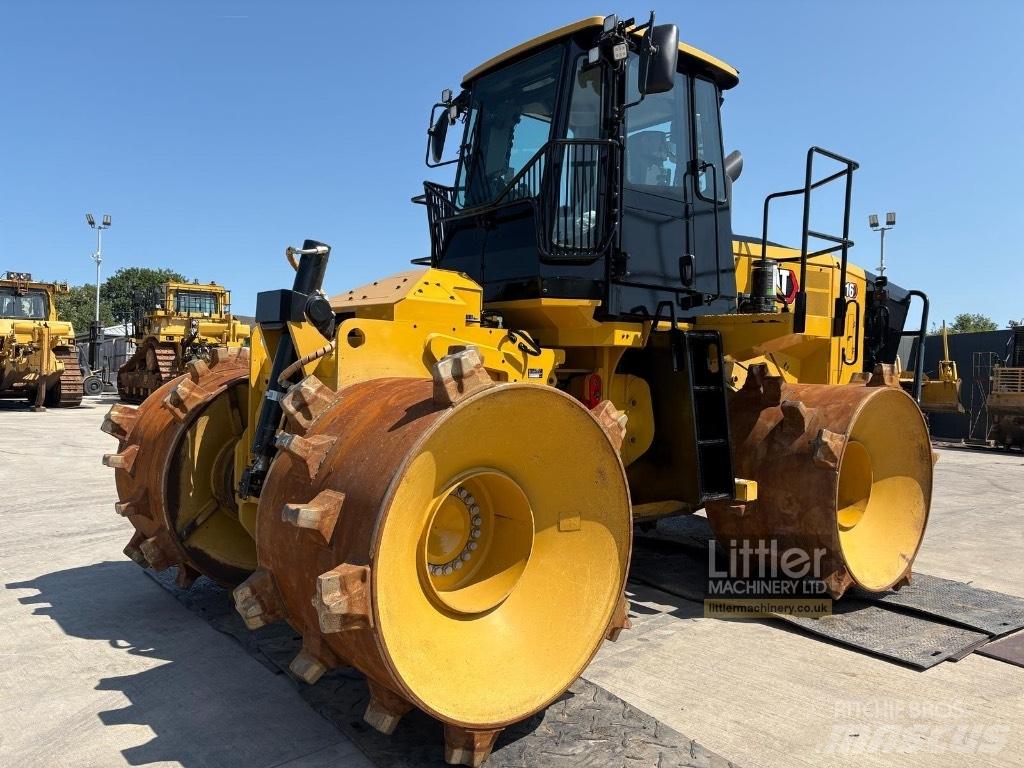 CAT 816 Kompaktorji odpadkov