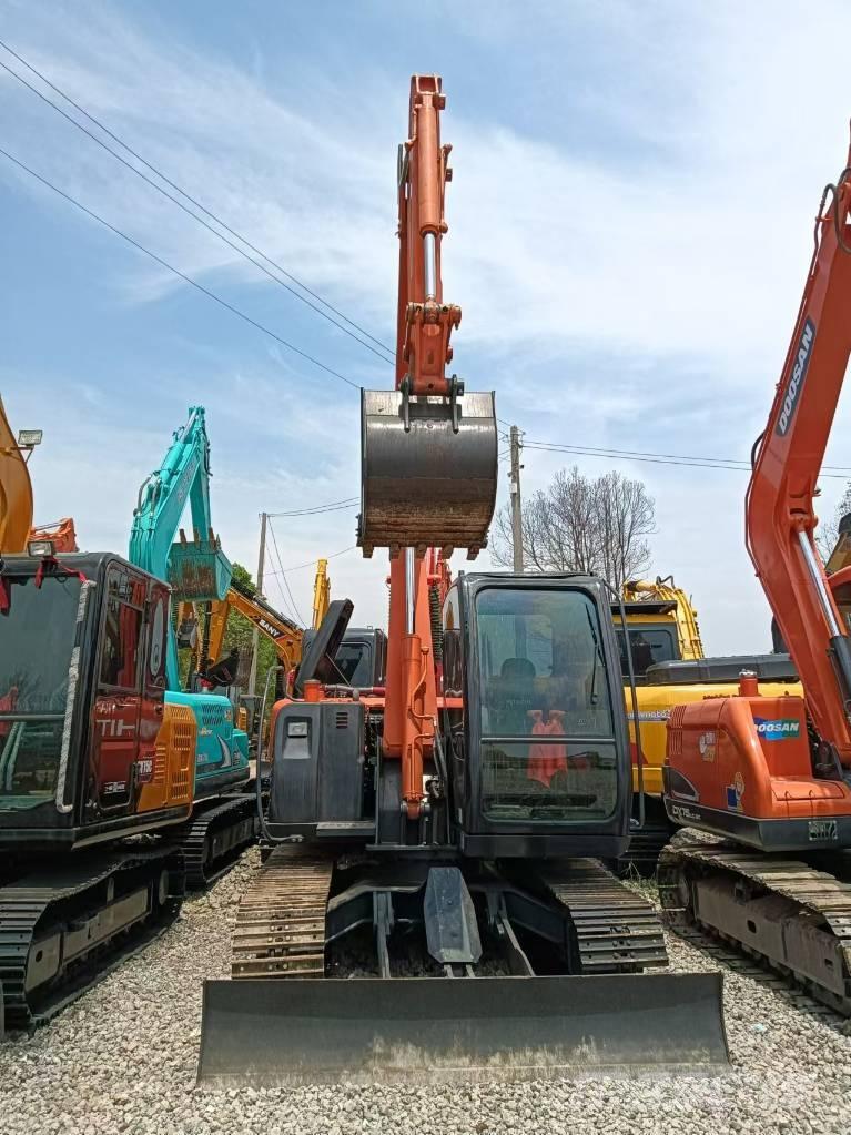 Hitachi ZX 70 Mini bagri <7t