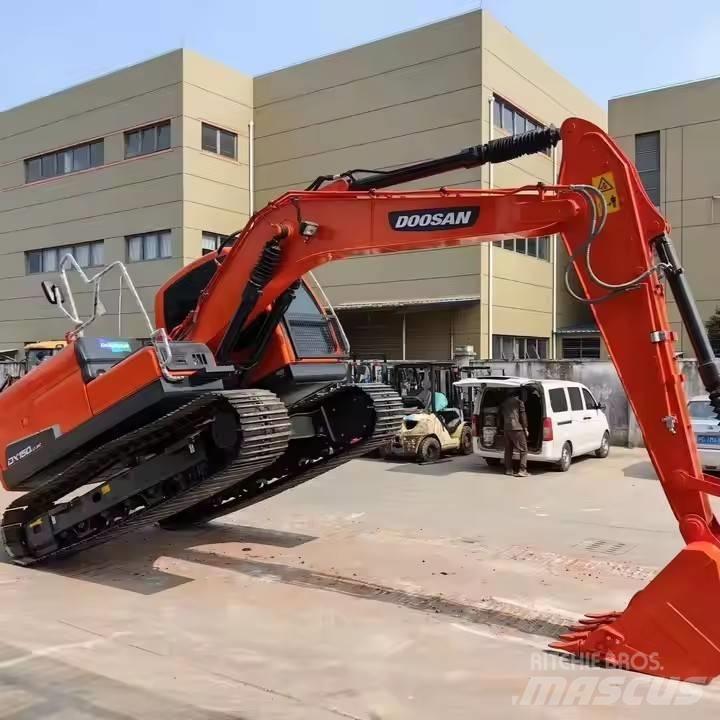 Doosan DX150 Bagri goseničarji