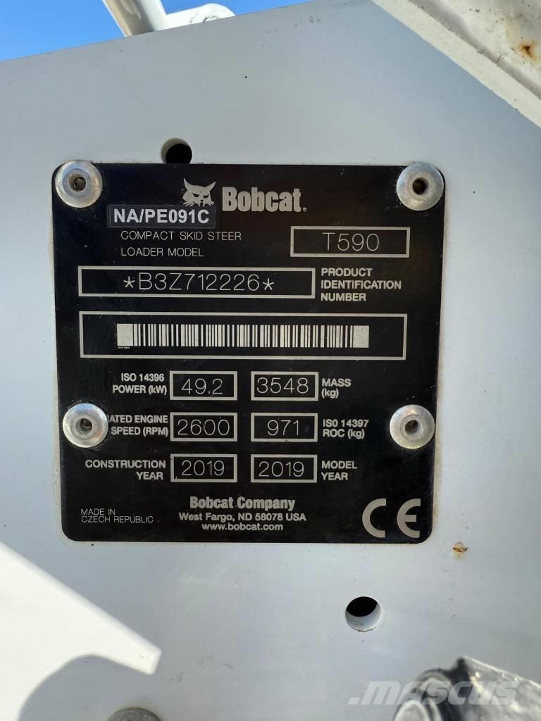 Bobcat T 590 Nakladalci goseničarji