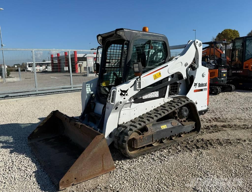 Bobcat T 590 Nakladalci goseničarji