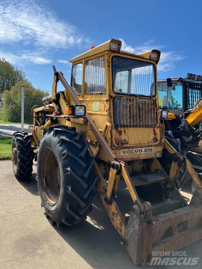 Volvo BM 641 Čelni nakladalci in kopači