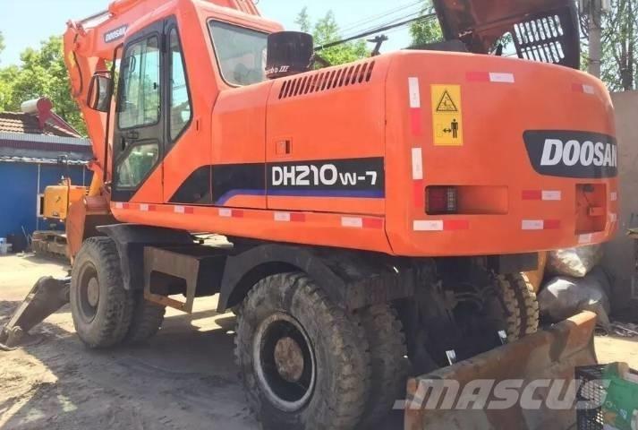 Doosan DH210W Bagri na kolesih