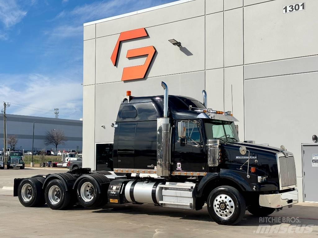Western Star 4900 SB Vlačilci