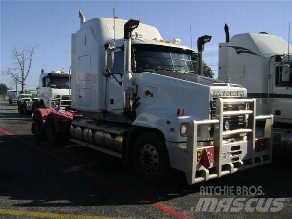 Mack Trident Vlačilci