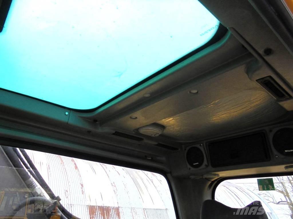 Volvo EW 140 B Bagri na kolesih