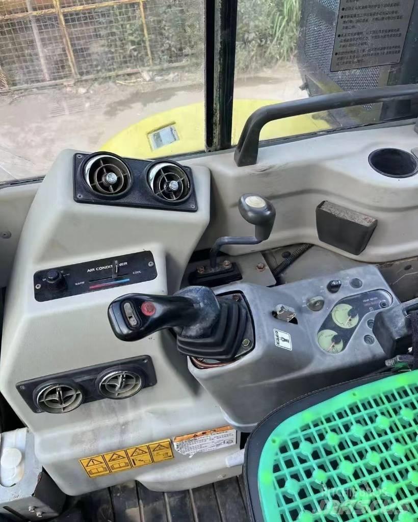 Komatsu PC 58 Mini bagri <7t