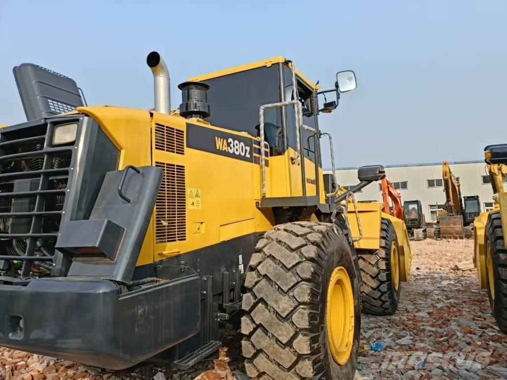 Komatsu WA 380-6 Kolesni nakladalci