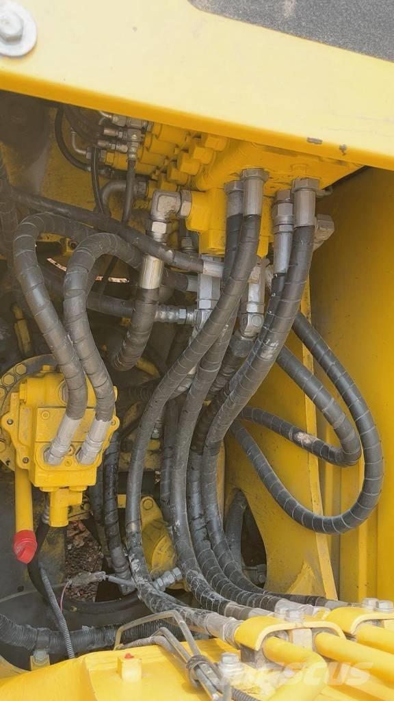 Komatsu PC 130 Midi bagri 7t – 12t