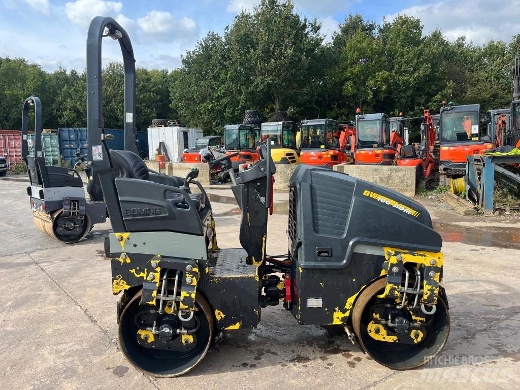 Bomag BW 100 AD M-5 Dvojni valjarji