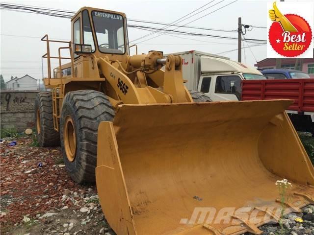 CAT 966 F Kolesni nakladalci