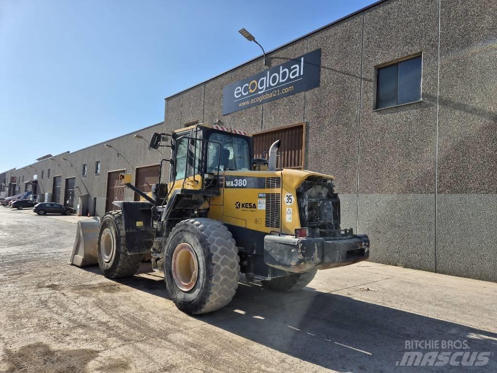 Komatsu WA 380-6 Kolesni nakladalci