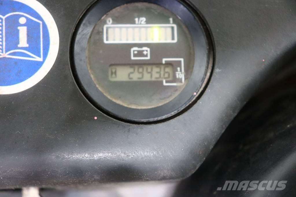 Linde L12AC Ročni električni viličar