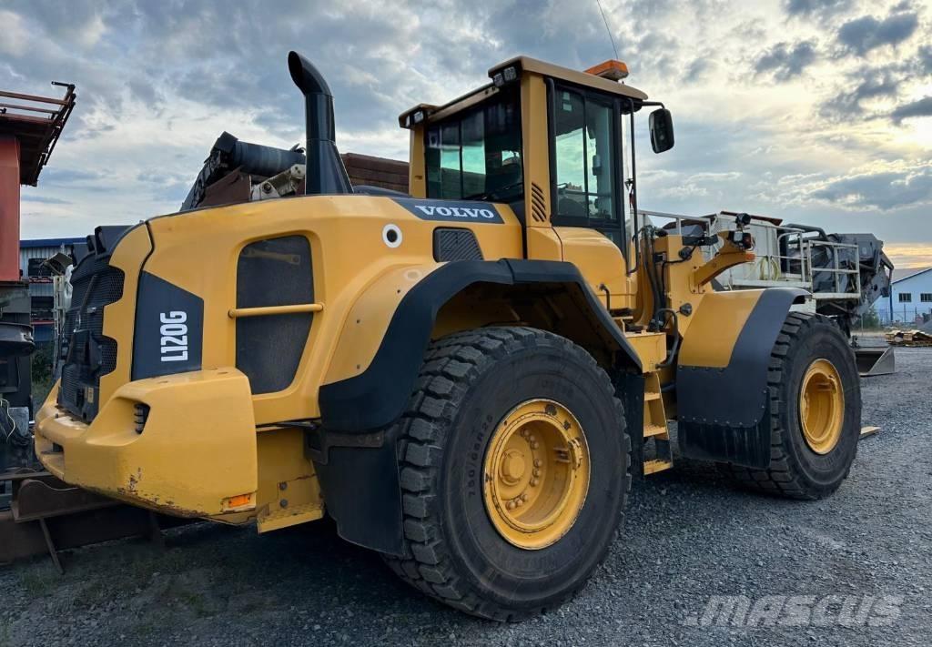 Volvo L 120 G Kolesni nakladalci