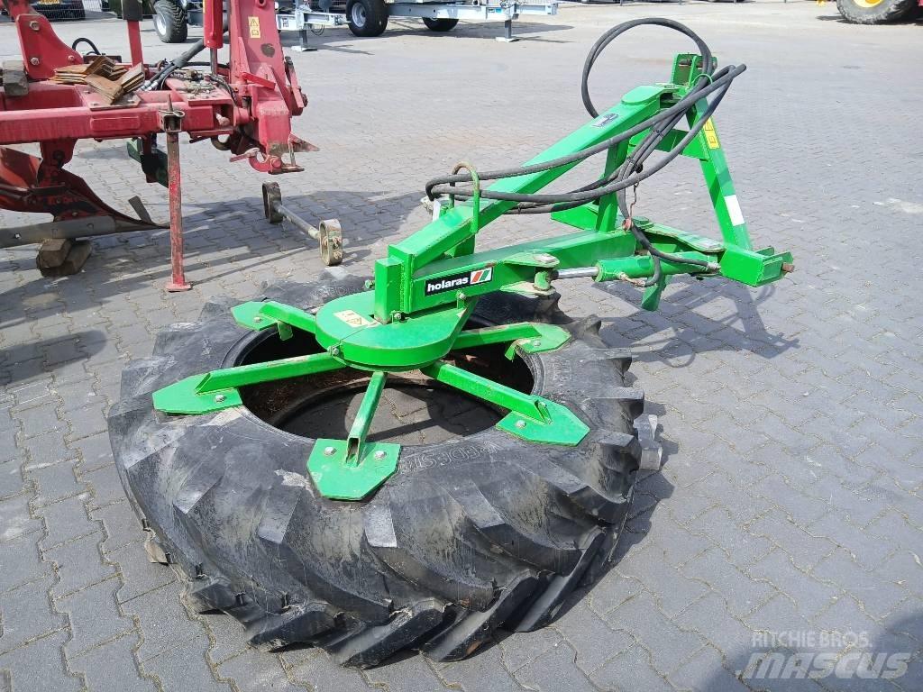 Holaras Octo1500-H Hranilnice živine