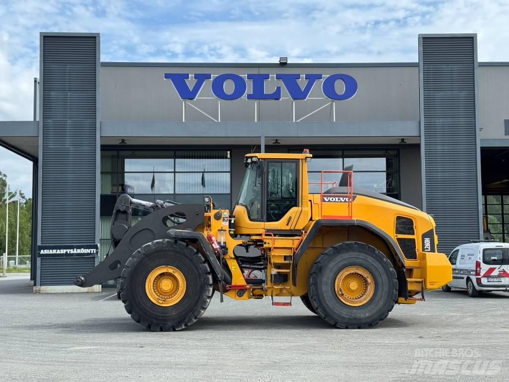 Volvo L 260 H Kolesni nakladalci