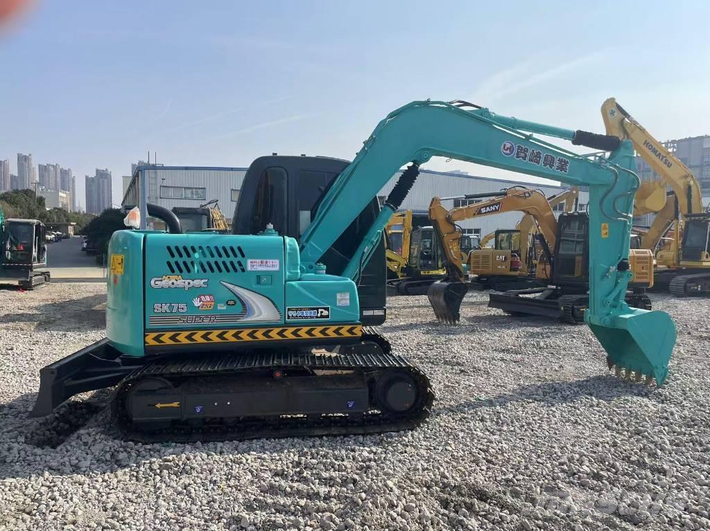 Kobelco SK75 Bagri goseničarji