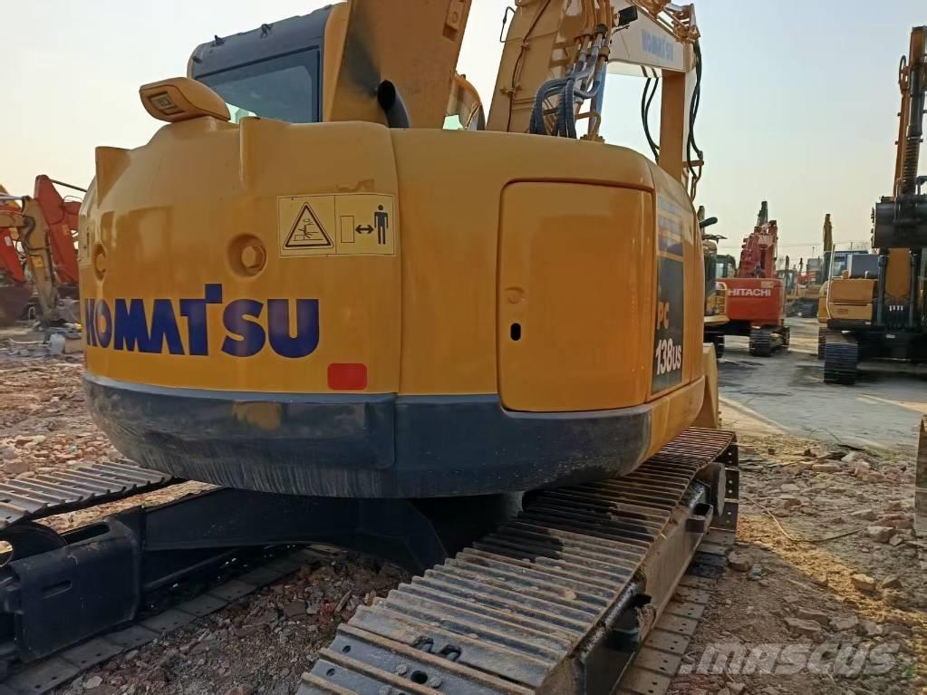 Komatsu PC138 Midi bagri 7t – 12t
