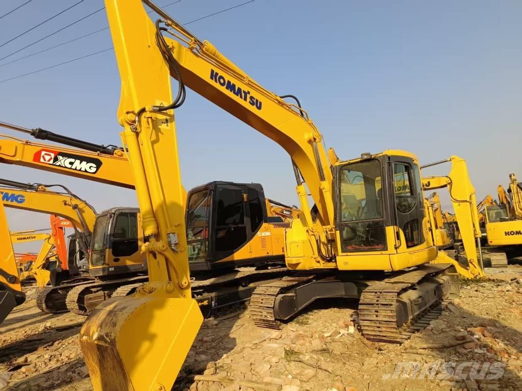 Komatsu PC138 Midi bagri 7t – 12t