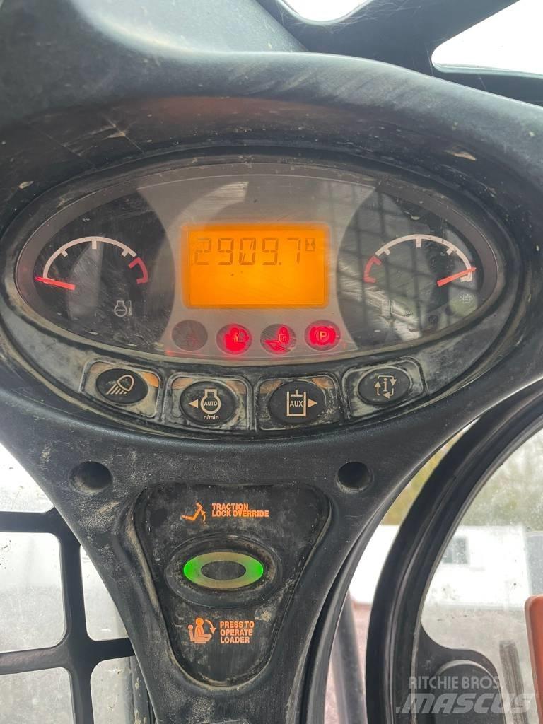 Bobcat T 650 Skid steer mini nakladalci