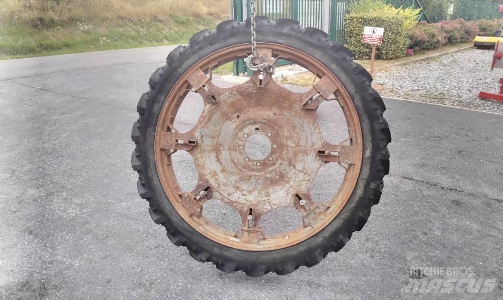 Kleber 8.3R44 Gume, kolesa in platišča