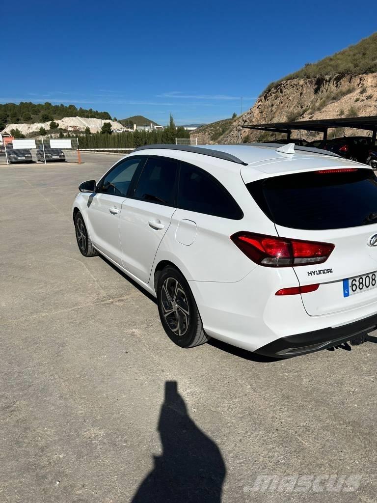 Hyundai I30 Avtomobili