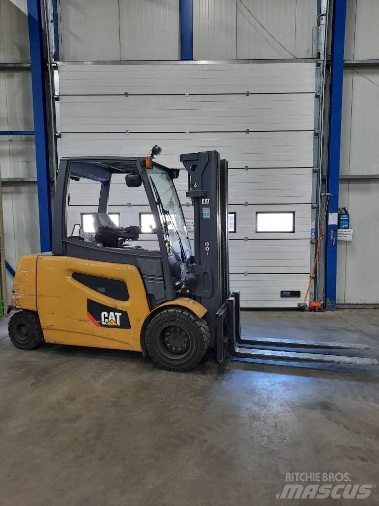 CAT EP50 2 Električni viličarji