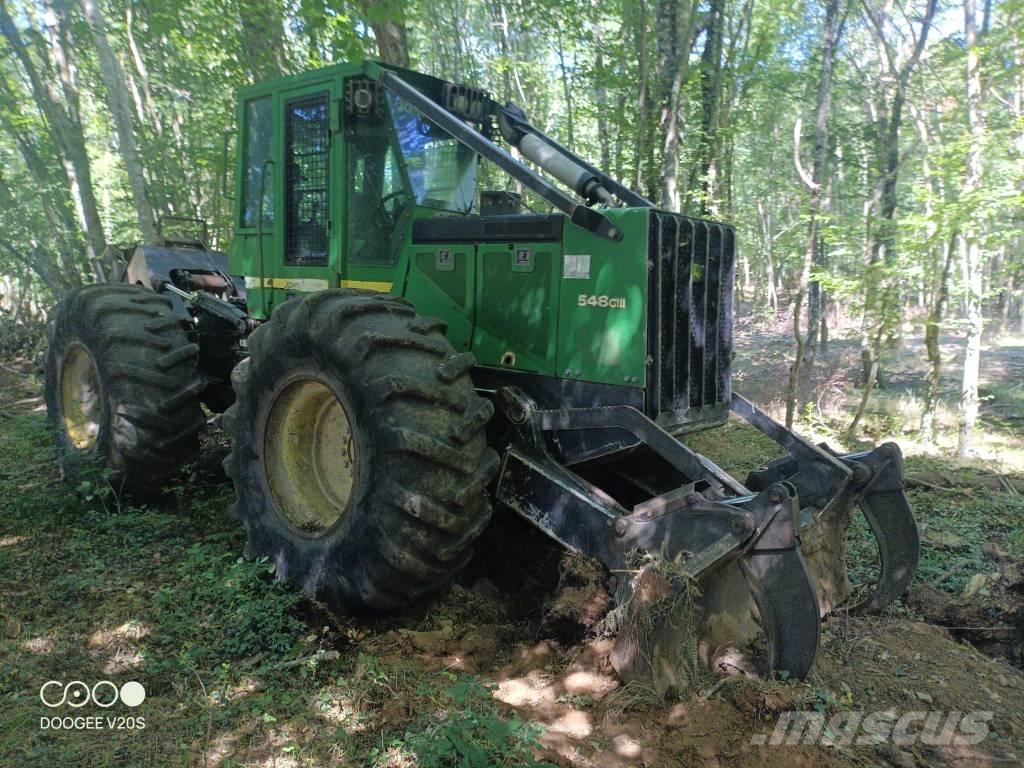 John Deere 548 G III Skiderji