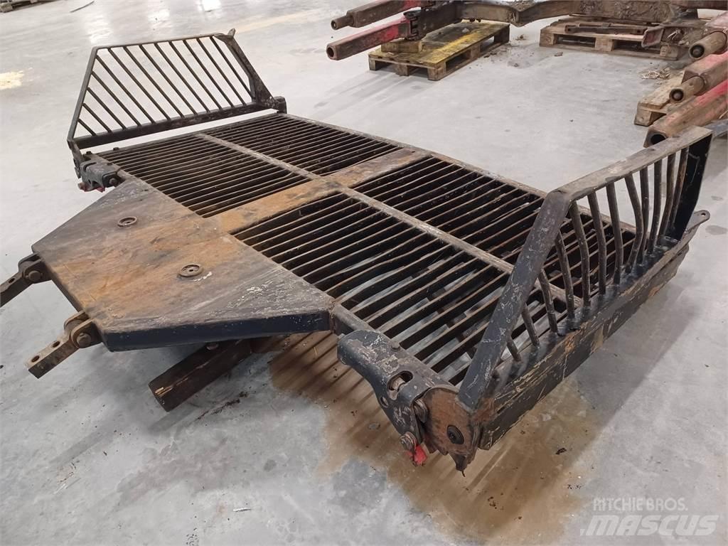 Komatsu 890.3 Druge komponente