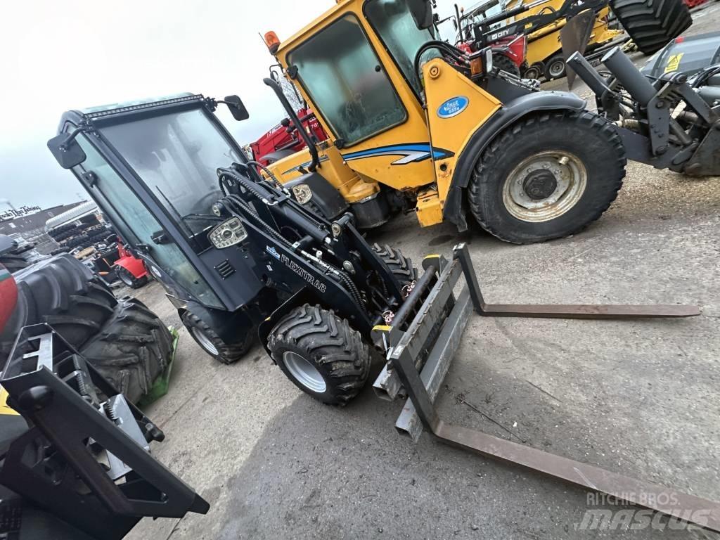 Flexitrac 810 / 1126 Skid steer mini nakladalci