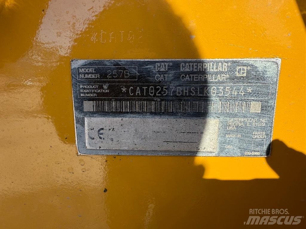 CAT 257 B Nakladalci goseničarji